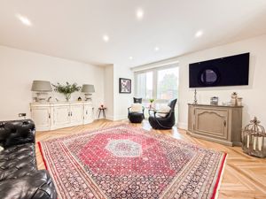 Photo 16- click for photo gallery